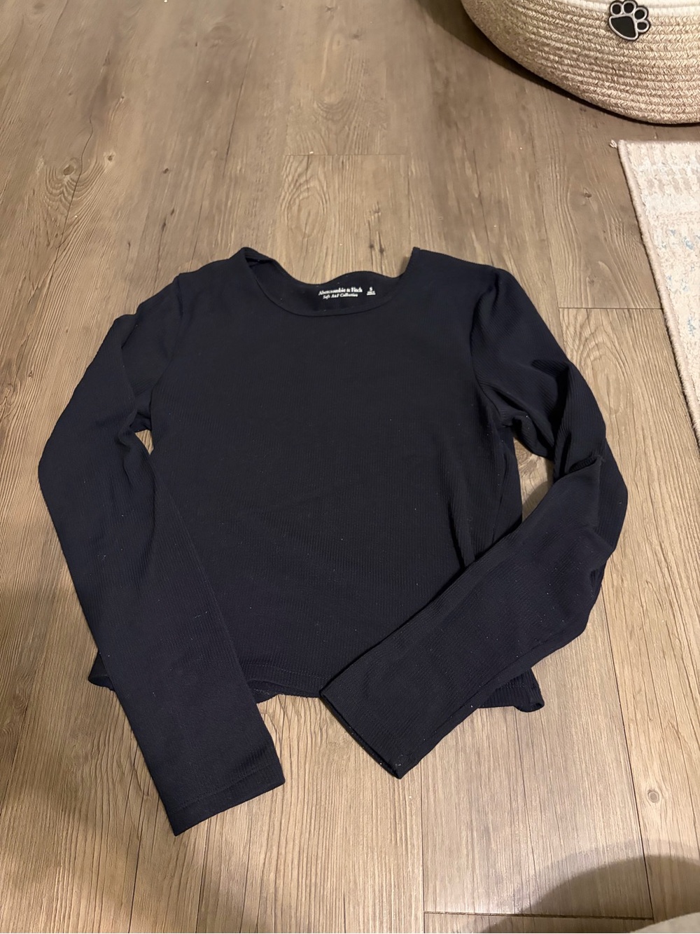 Black Long Sleeve Ribbed Crop Top